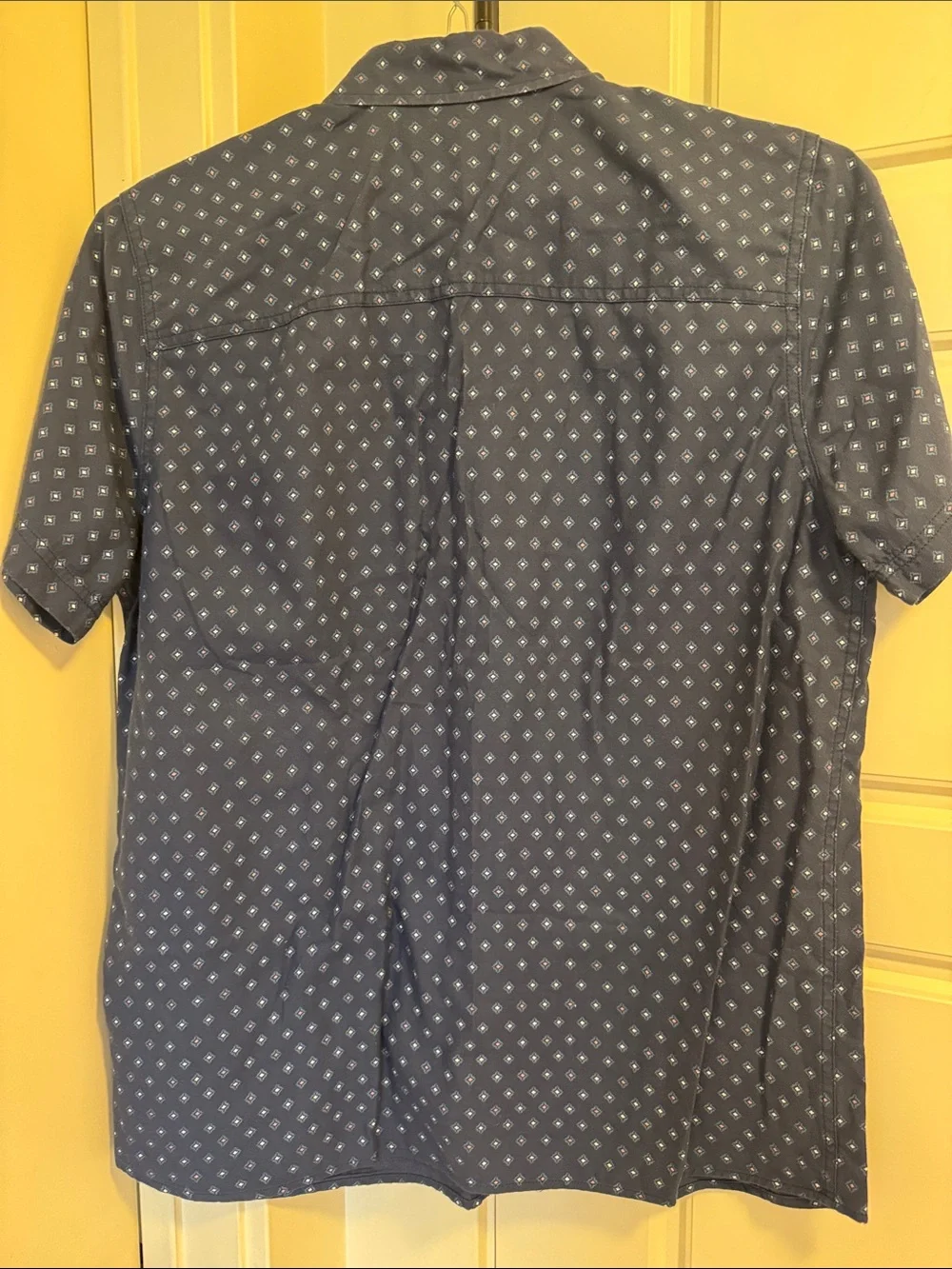 Abercrombie & Fitch Boys Navy Short-Sleeve Button-Down Shirt with Micro Print